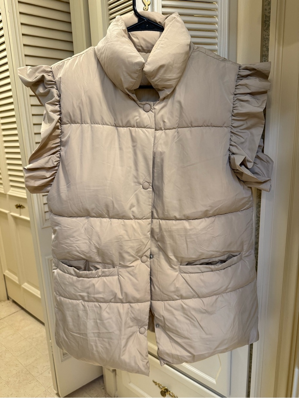 Women’s Cream Puffer Vest with Ruffle Sleeves - Picture 2 of 4
